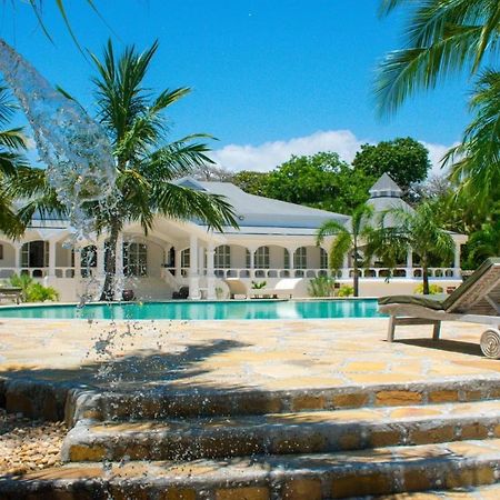 Bed and Breakfast ZumZum Beach House Kinondo Exterior foto