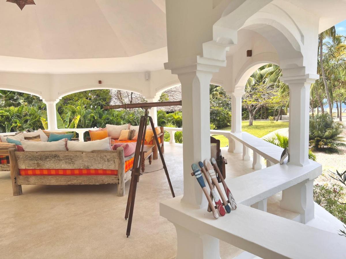 Bed and Breakfast ZumZum Beach House Kinondo Exterior foto
